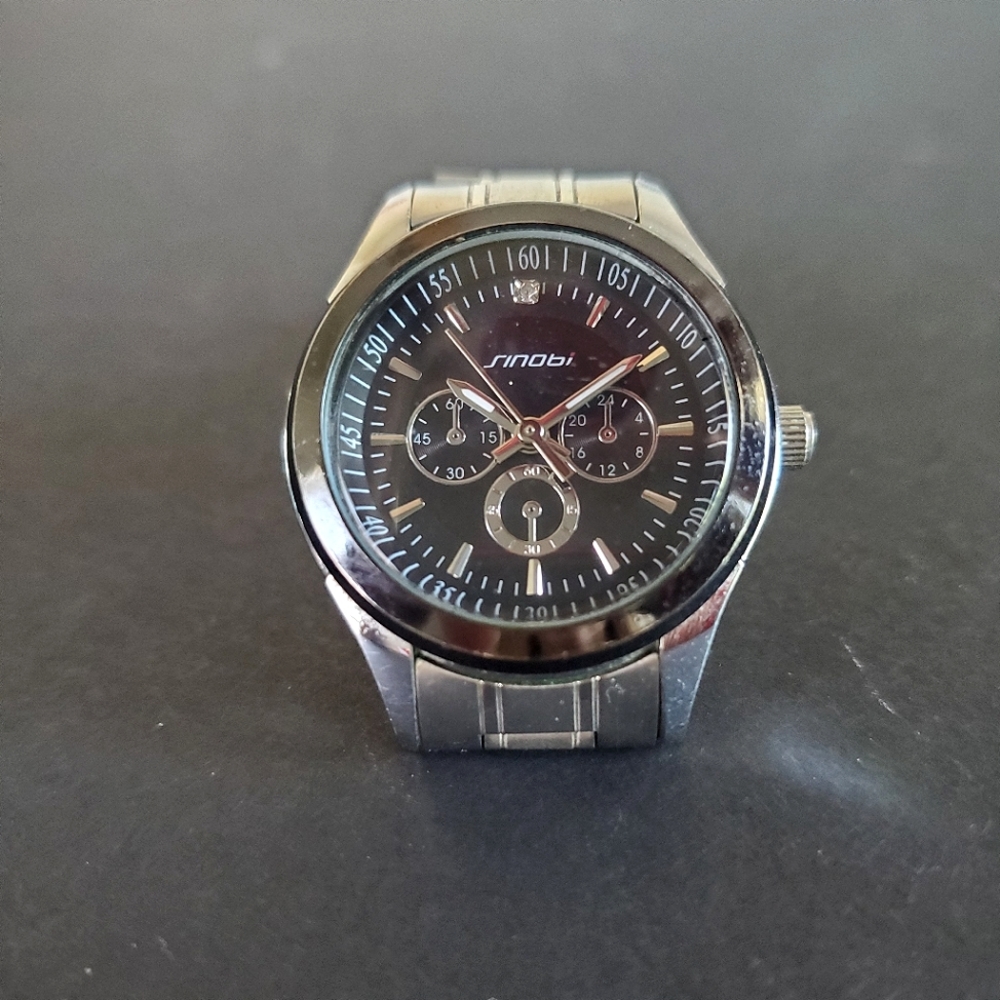 Classic Watch black dial silver tone
